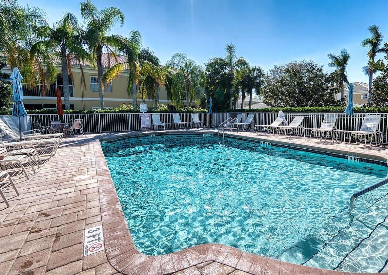6318 Grand Oak Circle , Unit 201, Bradenton, FL 34203 Photo