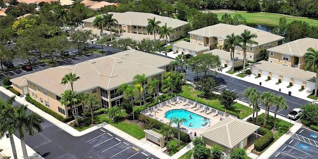 6318 Grand Oak Circle , Unit 201, Bradenton, FL 34203 Photo