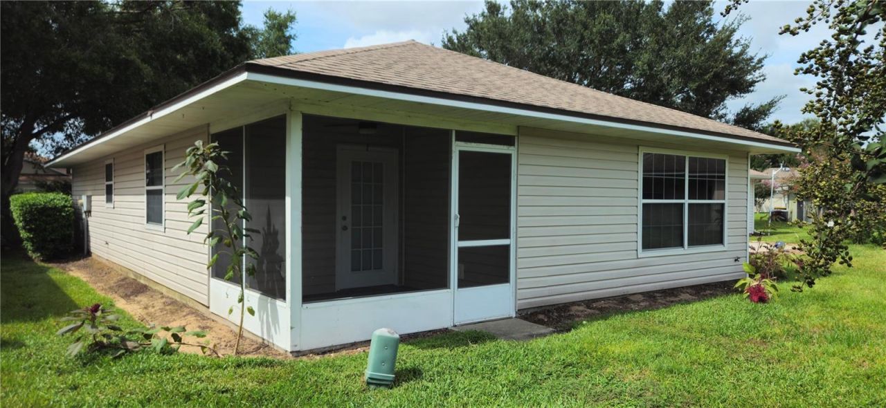 1568 Grove Court, Tavares, FL 32778 Photo