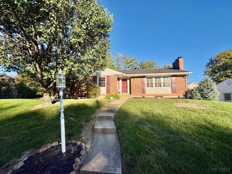301 Jackson Lane, Middletown, OH 45044 Photo 1