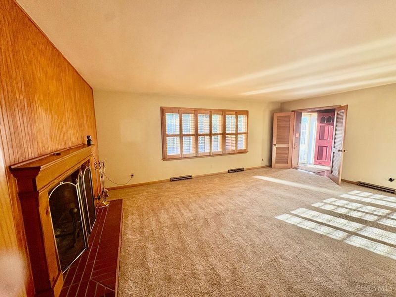 301 Jackson Lane, Middletown, OH 45044 Photo 4