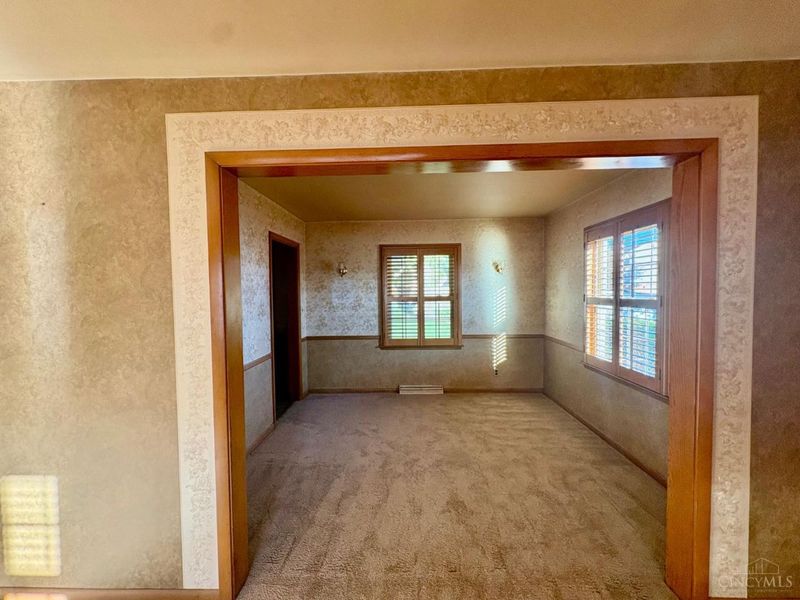 301 Jackson Lane, Middletown, OH 45044 Photo 6