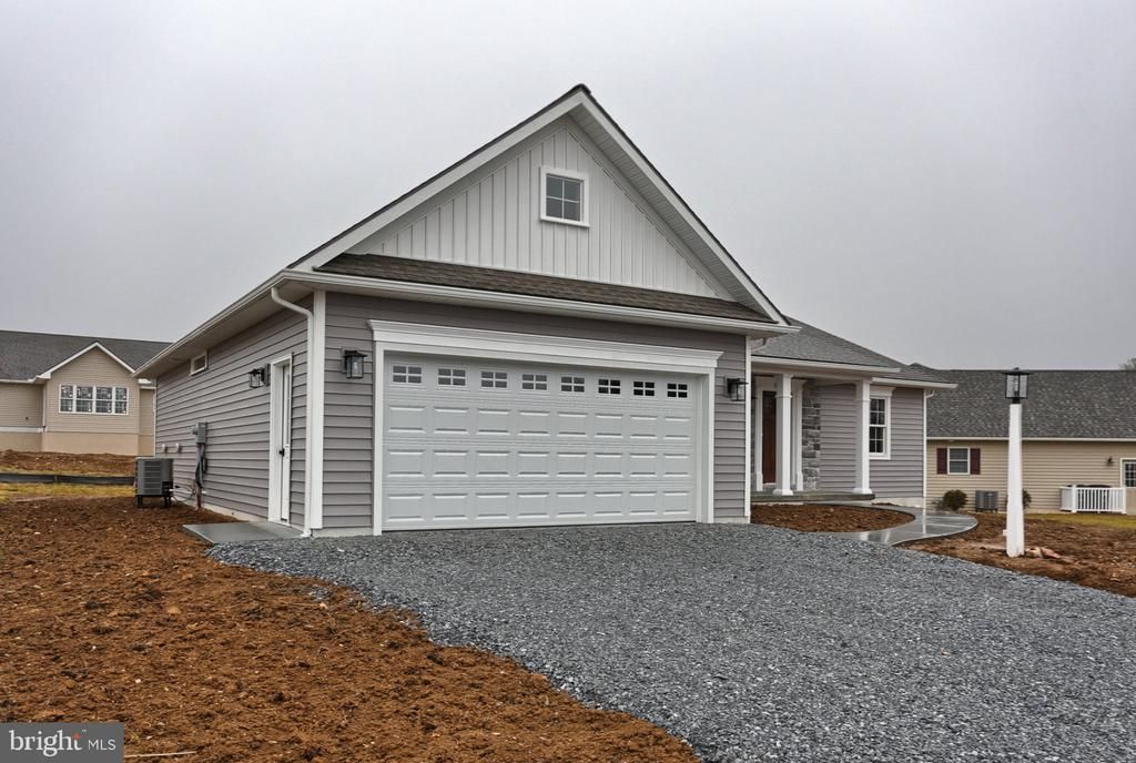 2004 Rolling Meadow Road , Lebanon, PA 17046 Main Photo