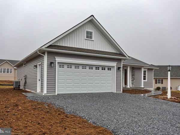 2004 ROLLING MEADOW ROAD , LEBANON, PA 17046