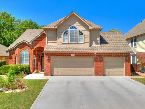 3304 W Elgin Street , Broken Arrow, OK 74012