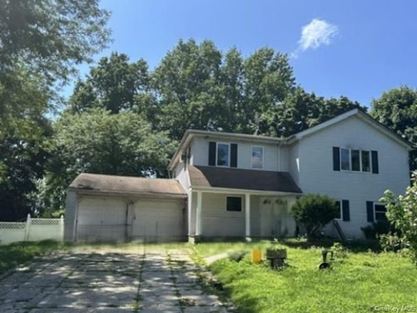 518 Jayne Boulevard, Port Jefferson Station, NY 11776