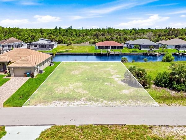 3035 NW 41ST AVE , CAPE CORAL, FL 33993