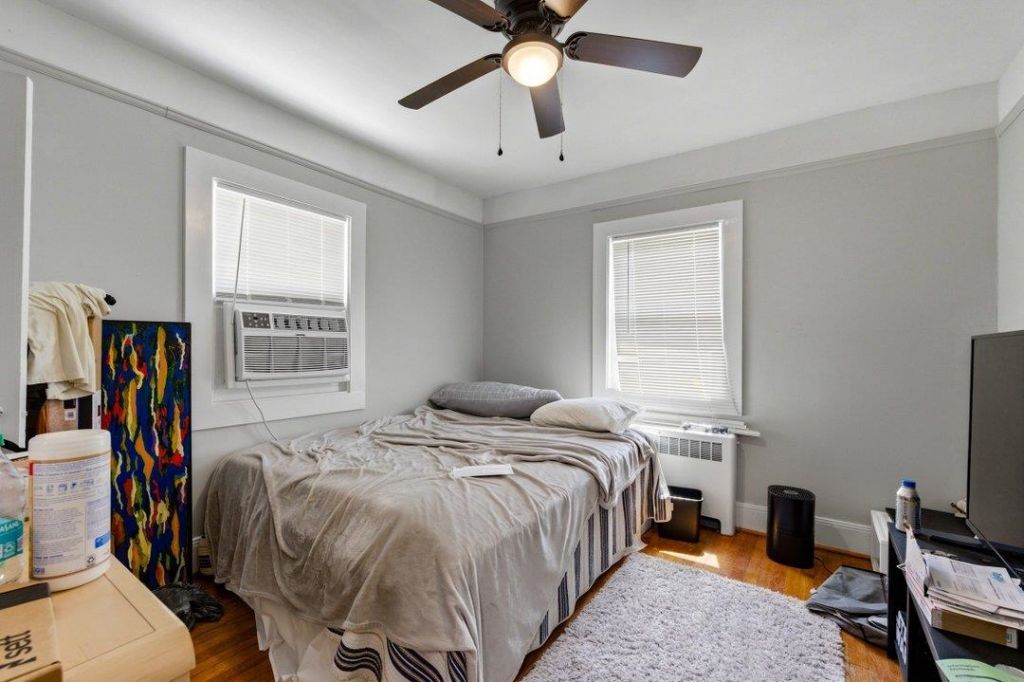 800 Burroughs St.  Photo 20