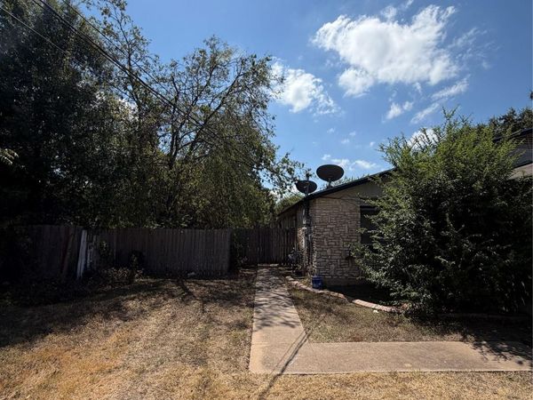 704 Osage DR, Unit A, Leander, TX 78641