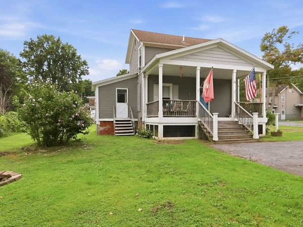 21 Spring Street, Phoenix, NY 13135