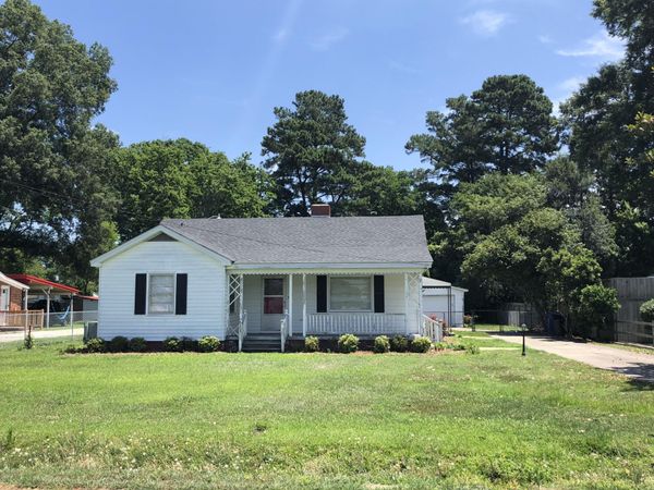 506 Raleigh Road , Clinton, NC 28328
