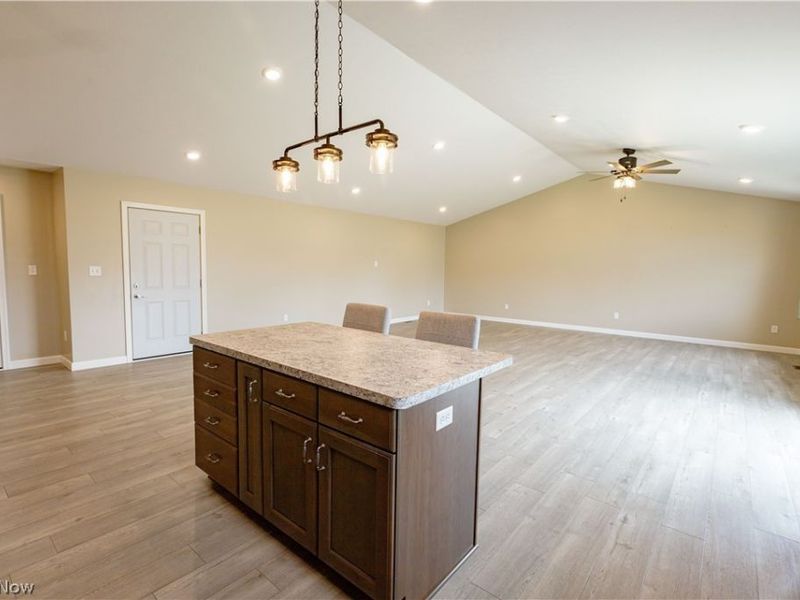 10916 Madlyn Street NE, Bolivar, OH 44612 Photo 12