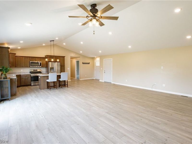 10916 Madlyn Street NE, Bolivar, OH 44612 Photo 15