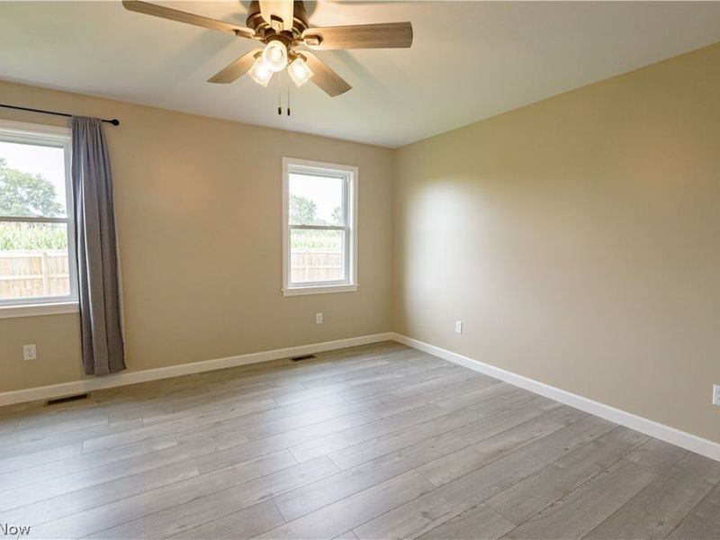10916 Madlyn Street NE, Bolivar, OH 44612 Photo 19