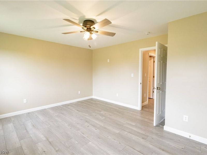 10916 Madlyn Street NE, Bolivar, OH 44612 Photo 20