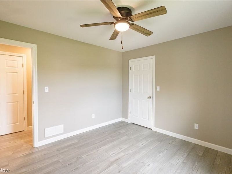 10916 Madlyn Street NE, Bolivar, OH 44612 Photo 29