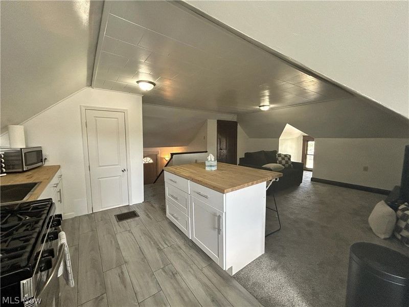 377 Lawson, Unit 3, Steubenville, OH 43952 Photo 5