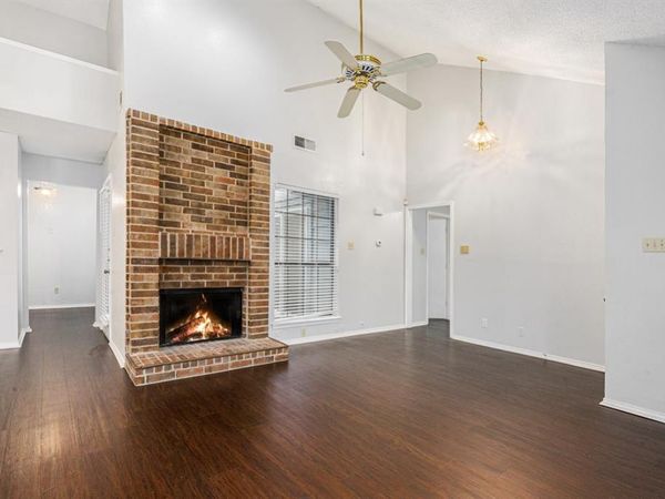 10627 Tall Oak Drive, Fort Worth, TX 76108