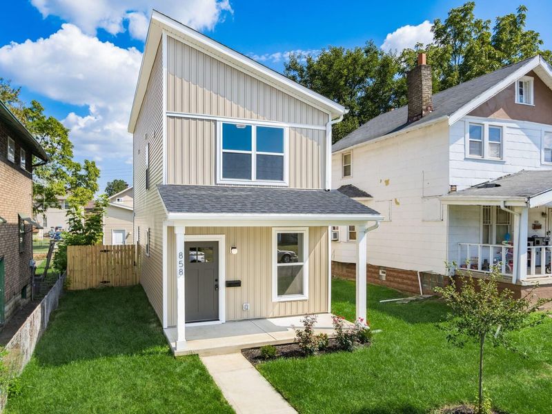 858 E Starr Avenue, Columbus, OH 43201 Photo 2