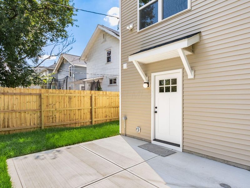 858 E Starr Avenue, Columbus, OH 43201 Photo 41