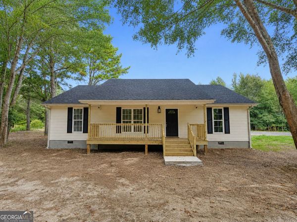 841 Puckett Road SE, Silver Creek, GA 30173