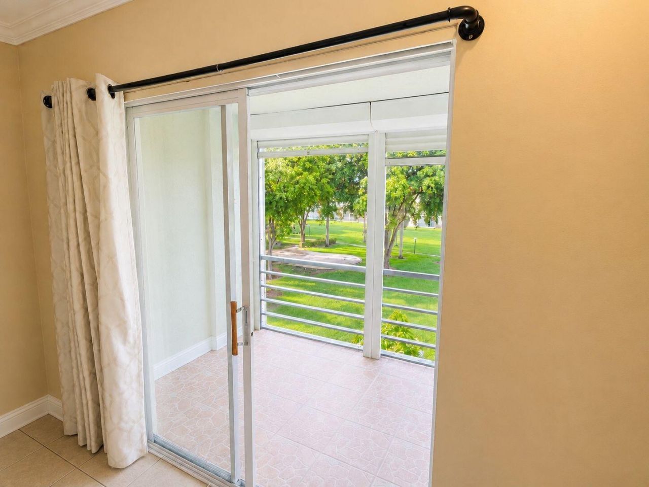 3100 Springdale Boulevard, Unit 308, Palm Springs, FL 33461 Photo