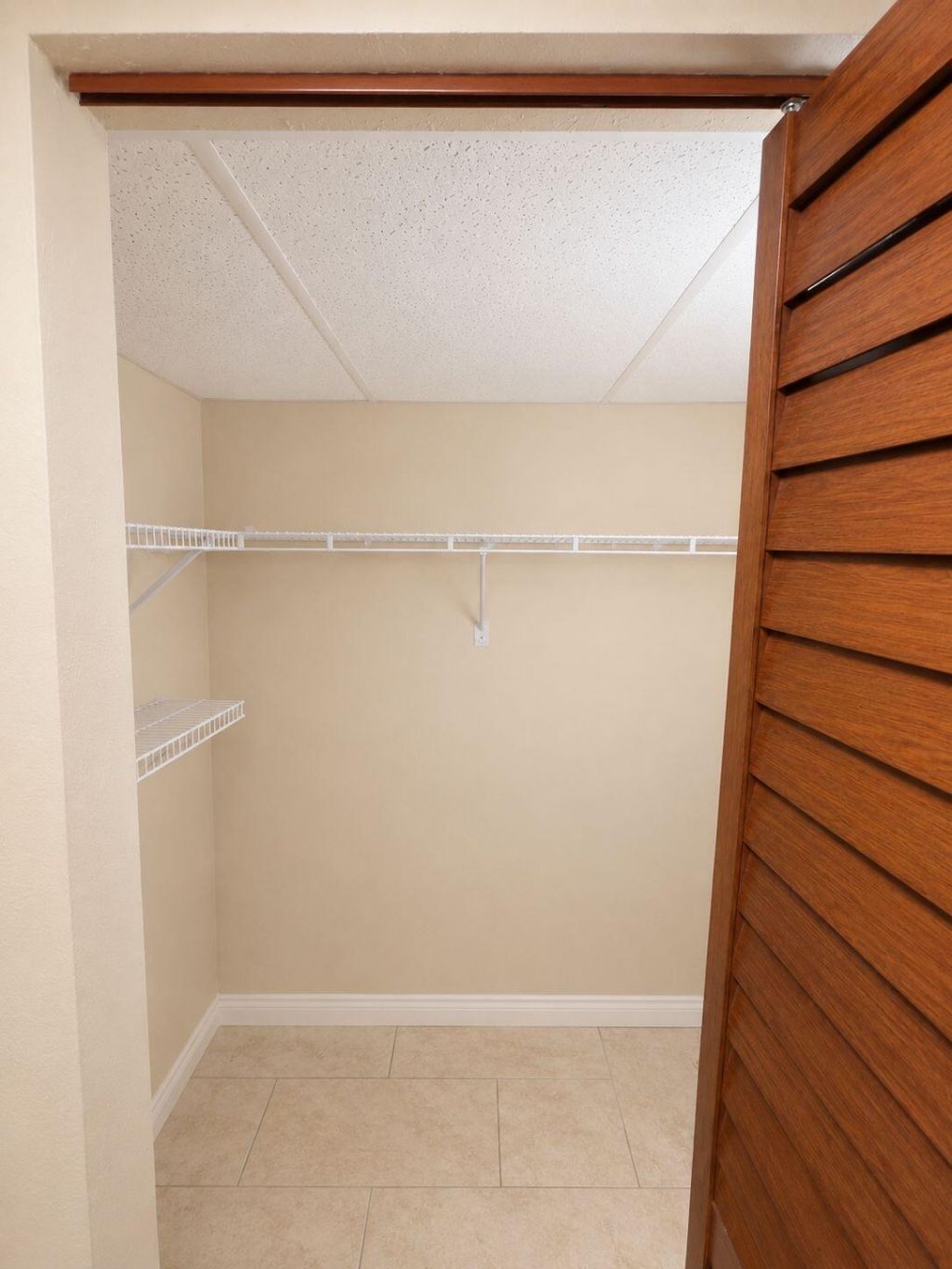 3100 Springdale Boulevard, Unit 308, Palm Springs, FL 33461 Photo