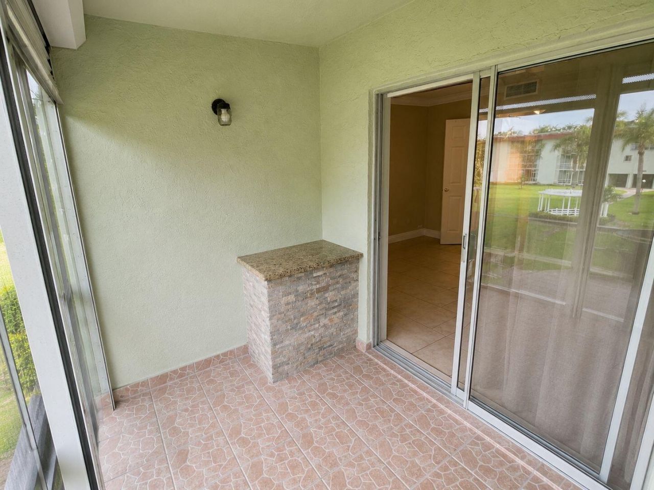 3100 Springdale Boulevard, Unit 308, Palm Springs, FL 33461 Photo