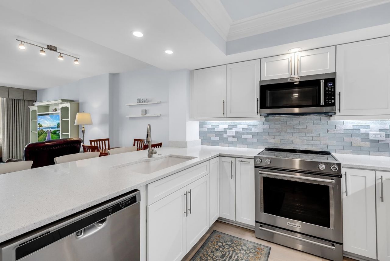 101 Ocean Creek Dr. Photo 9