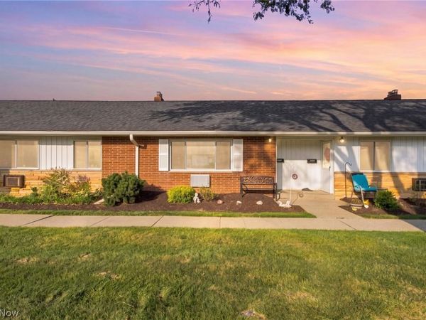 5651 Broadview Road , Unit B5, Parma, OH 44134
