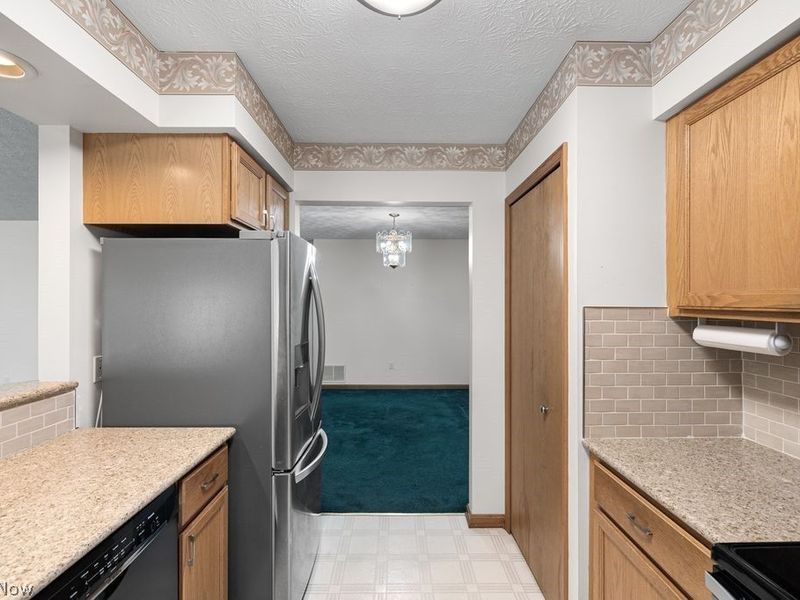 5243 Parkhurst Drive, Sheffield, OH 44054 Photo 6