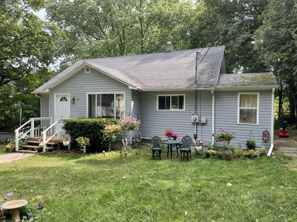 282 Pine Street, Shelby, MI 49455