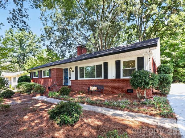 831 Faircrest Drive, Charlotte, NC 28210