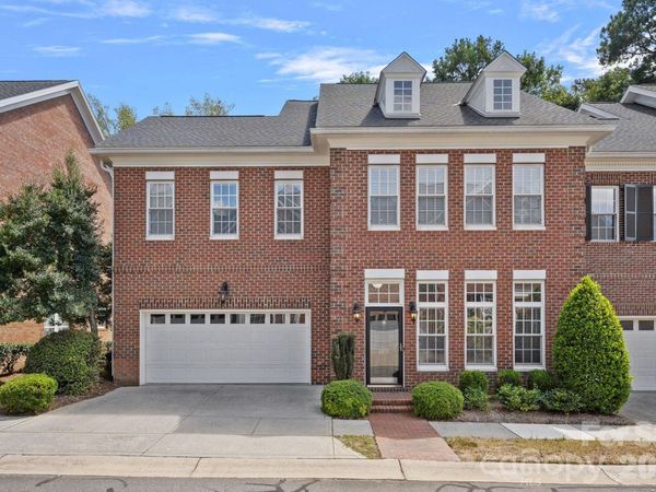 6415 Wakehurst Road, Charlotte, NC 28226