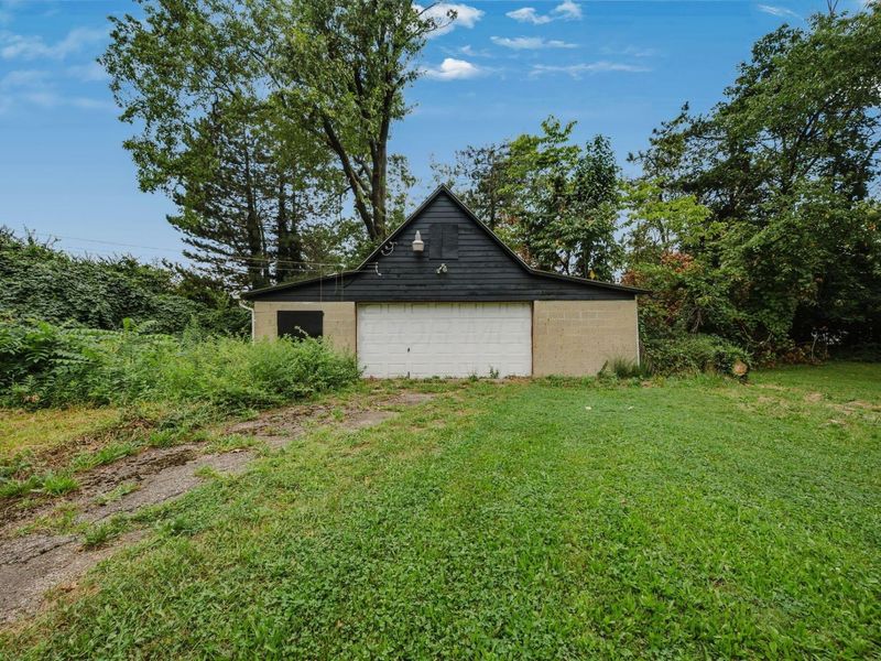957 Country Club Road, Whitehall, OH 43213 Photo 32