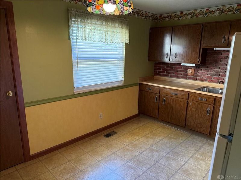 3703 Burbank Avenue, Middletown, OH 45044 Photo 6
