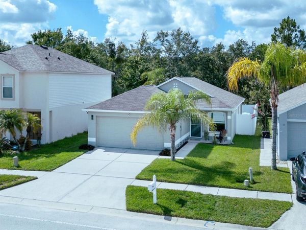 30516 BIRDHOUSE DRIVE , WESLEY CHAPEL, FL 33545