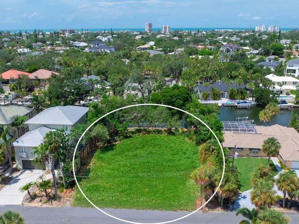4950 COMMONWEALTH DRIVE , SARASOTA, FL 34242
