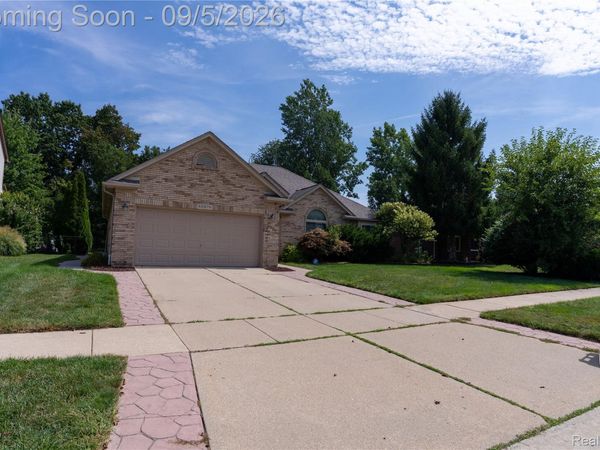 50576 Commons Drive, Macomb Township, Mi 48042