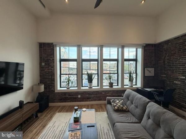 620 N FRONT STREET, Unit 2F, PHILADELPHIA, PA 19123