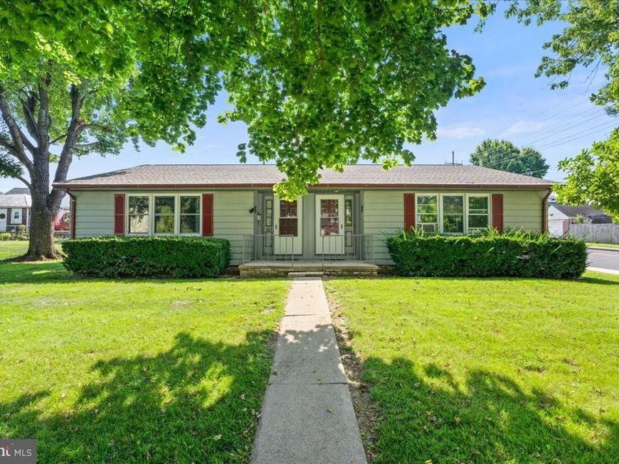 163-165 Fairview Avenue, Waynesboro, PA 17268 Main Photo