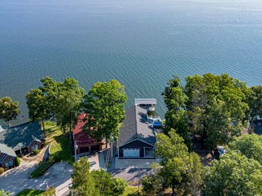 185 Arthur Court, Gilbertsville, KY 42044