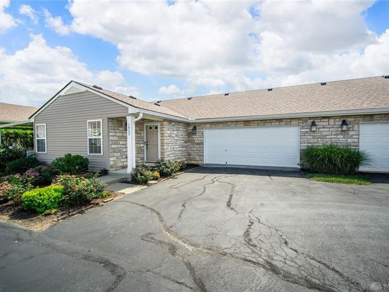 1922 Falling Leaf Lane, Miamisburg, OH 45342 Photo 1