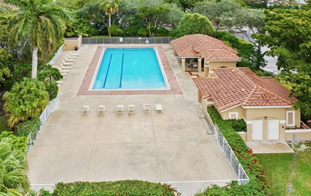 1370 Cottonwood Circle, Unit 18-3, Weston, FL 33326 Photo