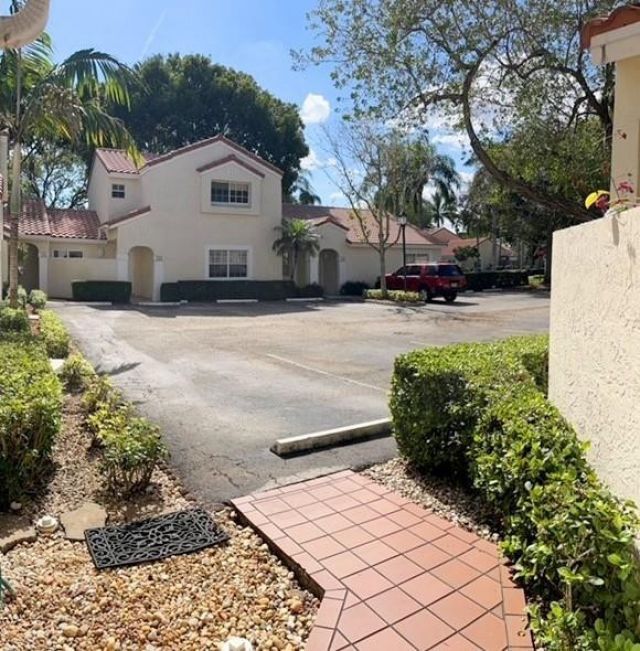 1370 Cottonwood Circle, Unit 18-3, Weston, FL 33326 Photo