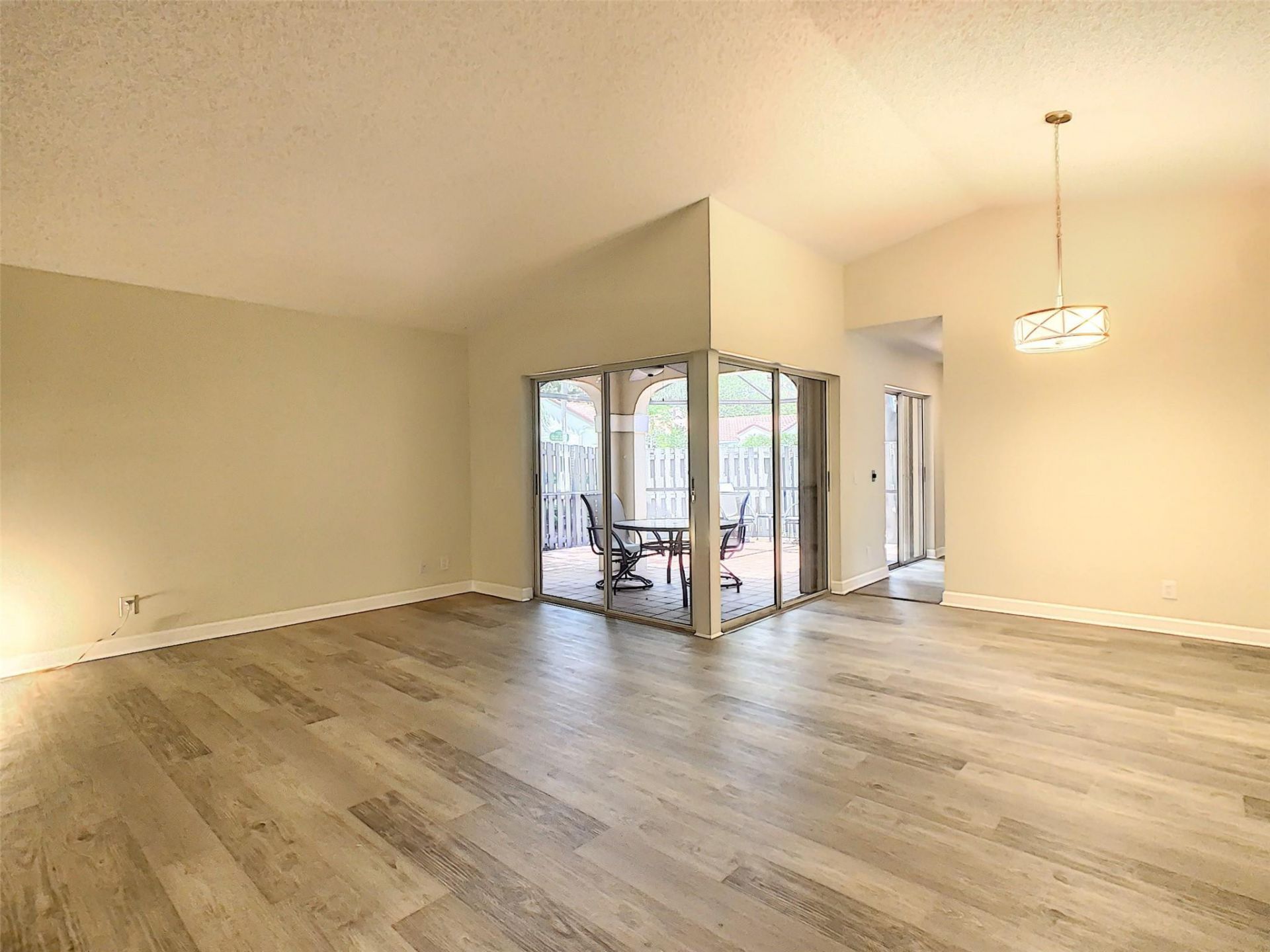 1370 Cottonwood Circle, Unit 18-3, Weston, FL 33326 Photo