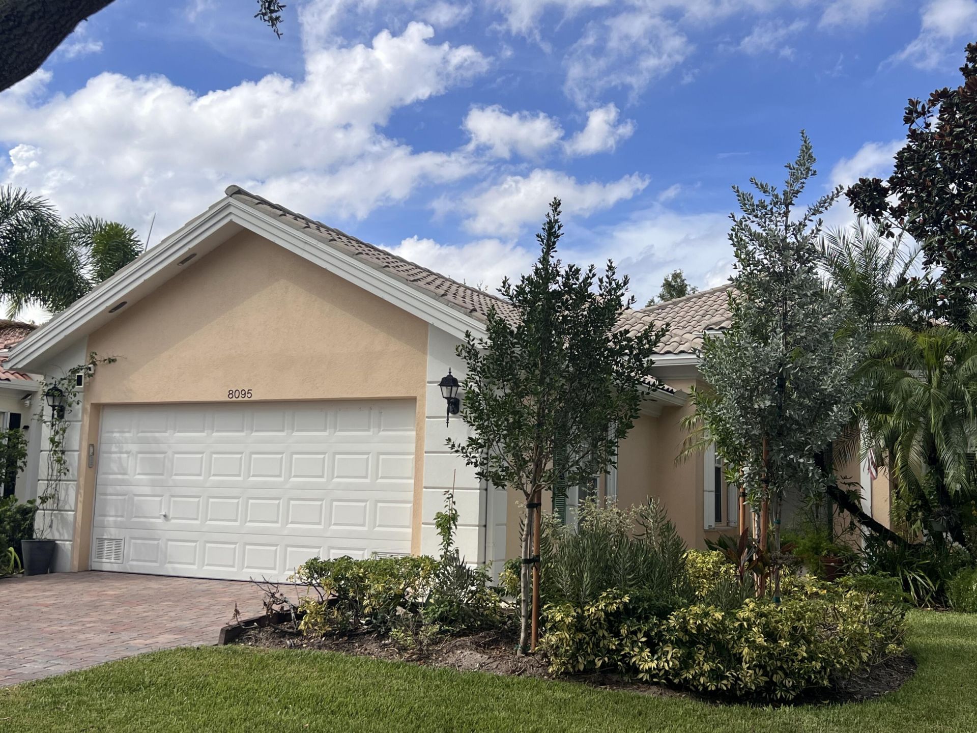8095 Laborie Lane, Wellington, FL 33414 Photo