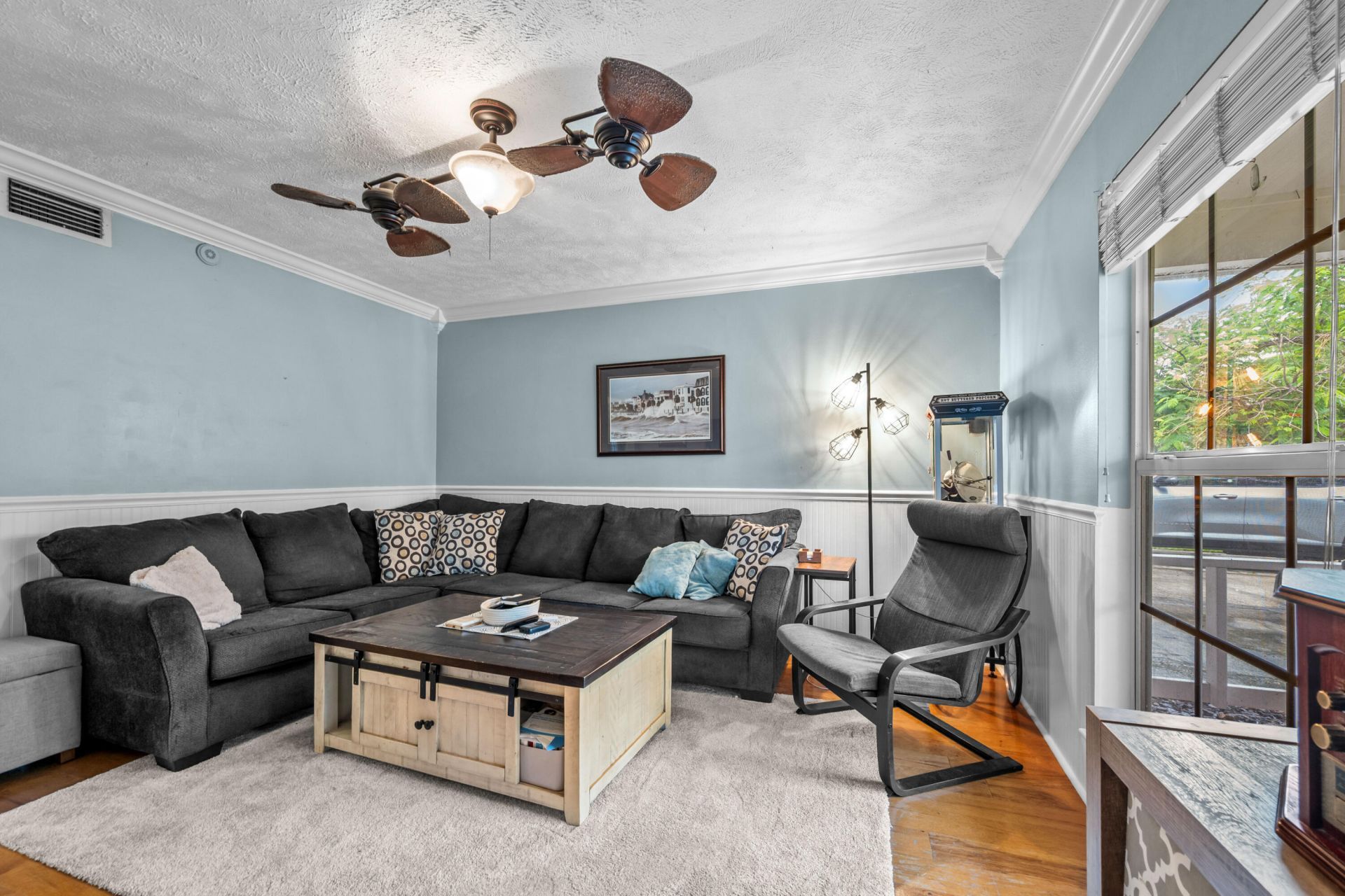 330 NE Town Terrace, Jensen Beach, FL 34957 Photo