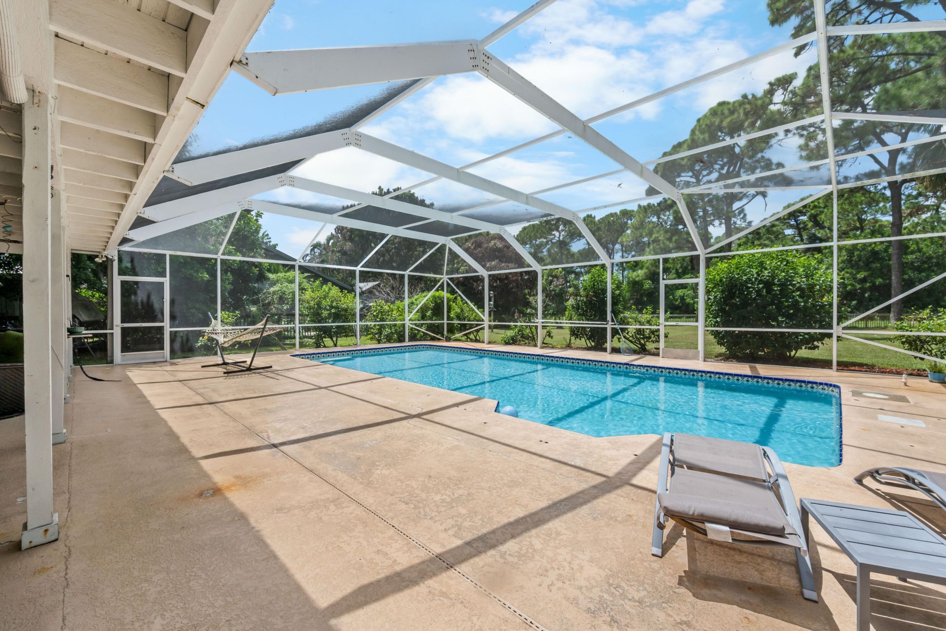 330 NE Town Terrace, Jensen Beach, FL 34957 Photo