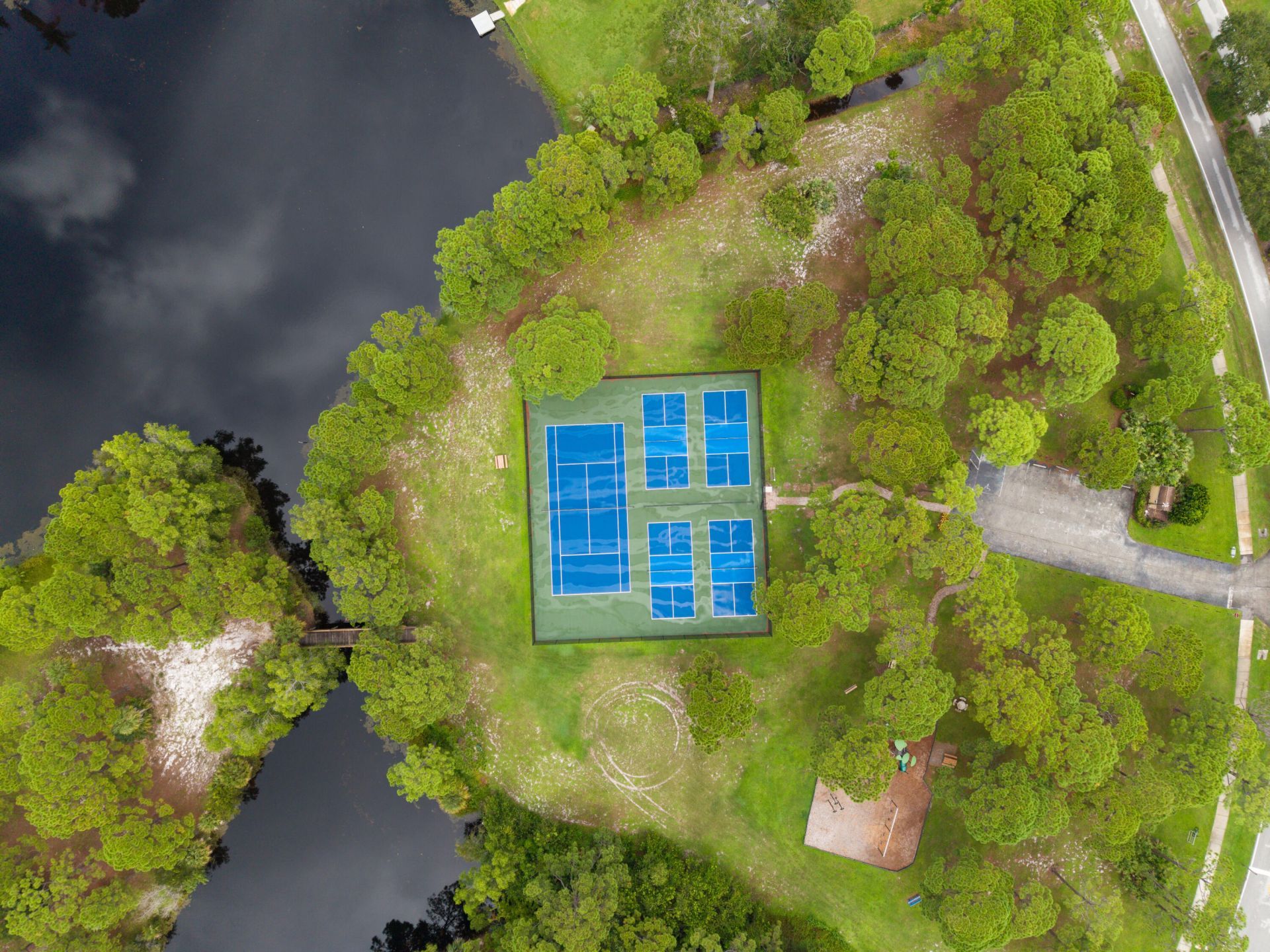 330 NE Town Terrace, Jensen Beach, FL 34957 Photo